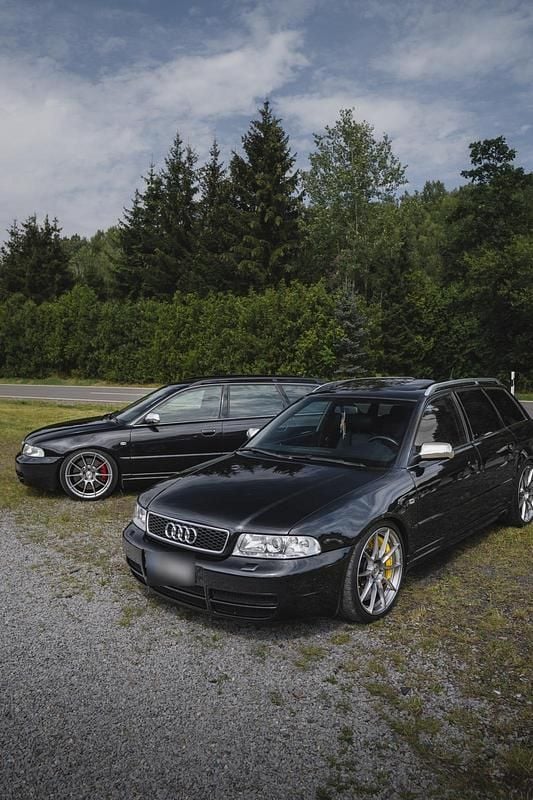 Usata Audi RS4 400 CV (294 kW) 2001 Nero Station wagon