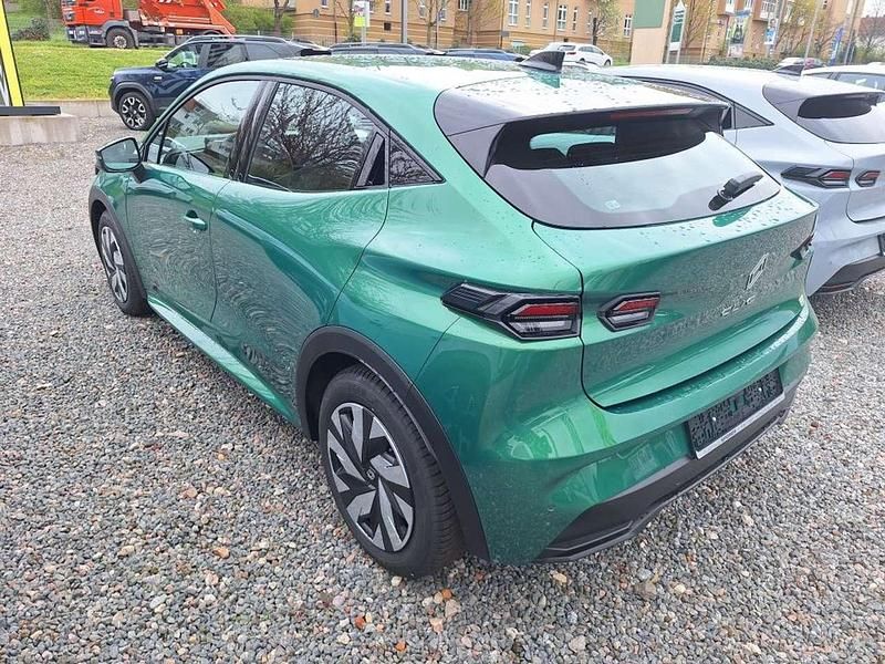 Neu Renault Clio V Evolution 114 PS (83 kW) 2026 Absolutgrün Kleinwagen