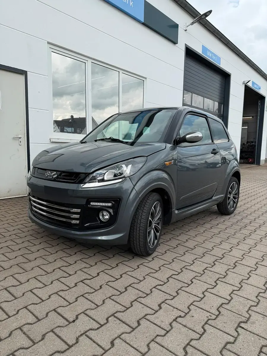 Gebraucht Ligier JS50 2019 Grau Kleinwagen
