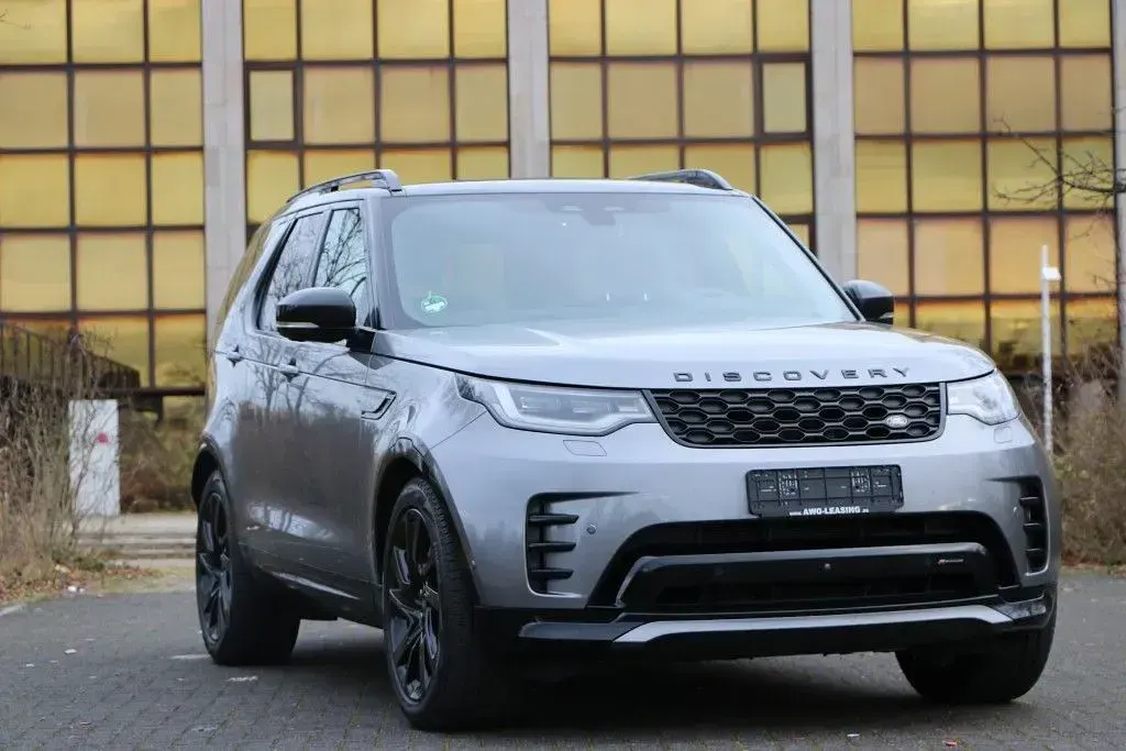 Gebraucht Land Rover Discovery SE Dynamic 300 PS (220 kW) 2024 Eiger grey SUV