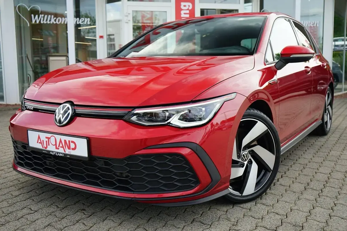 Gebraucht VW Golf VIII GTI 245 PS (180 kW) 2020 Rot Limousine