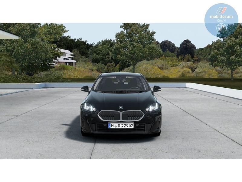 Neu BMW 116 122 PS (89 kW) 2026 Schwarz Kleinwagen