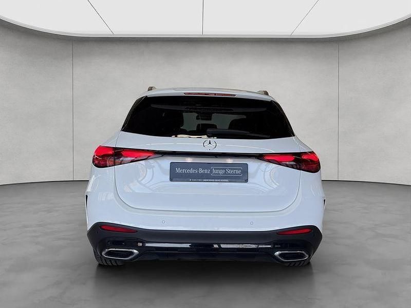Gebraucht Mercedes GLC200 Advanced 163 PS (119 kW) 2025 Weiß SUV