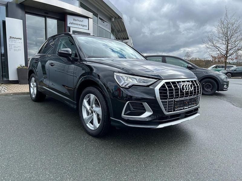 Neu Audi Q3 Advanced Plus 150 PS (110 kW) 2025 Schwarz SUV