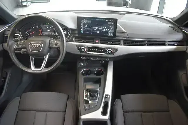 Gebraucht Audi A4 S-Line 204 PS (150 kW) 2022 Weiß Kombi