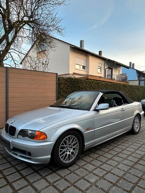 Gebraucht BMW 320 Cabriolet 170 PS (125 kW) 2000 Silber Cabrio