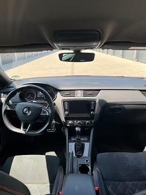 Schwarz Gebraucht 2018 Skoda Octavia RS Kombi | 18.500 € (Fairer Preis) - Bild 1/4