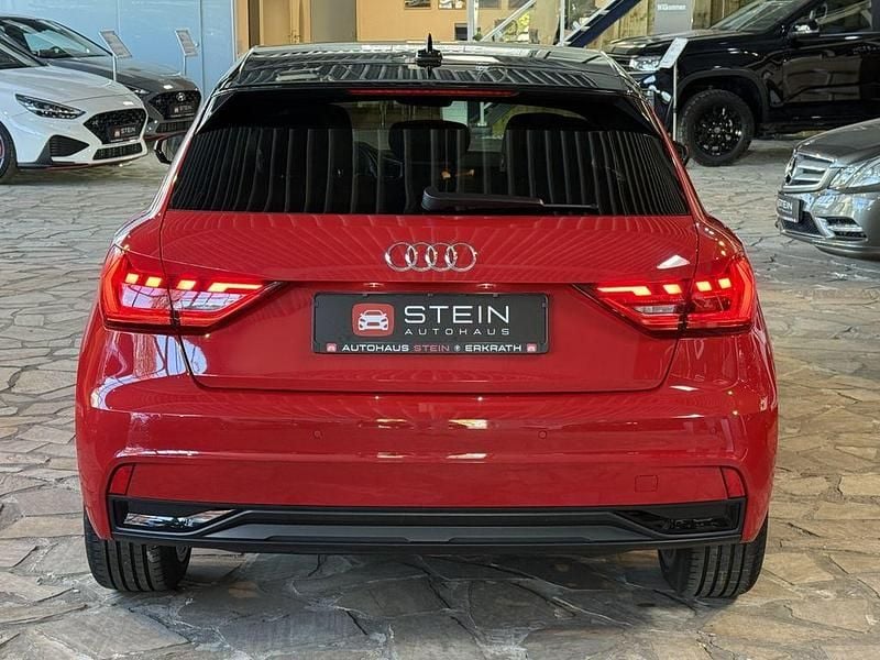 Second-hand Audi A1 Advanced 95 CP (69 kW) 2024 Roșu SUV
