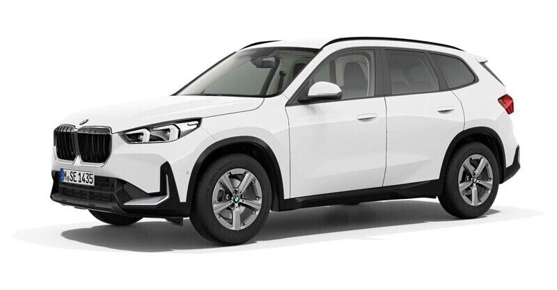 Weiß Gebraucht 2024 BMW X1 Shadowline SUV | 41.427 € (Guter Preis) - Bild 1/4