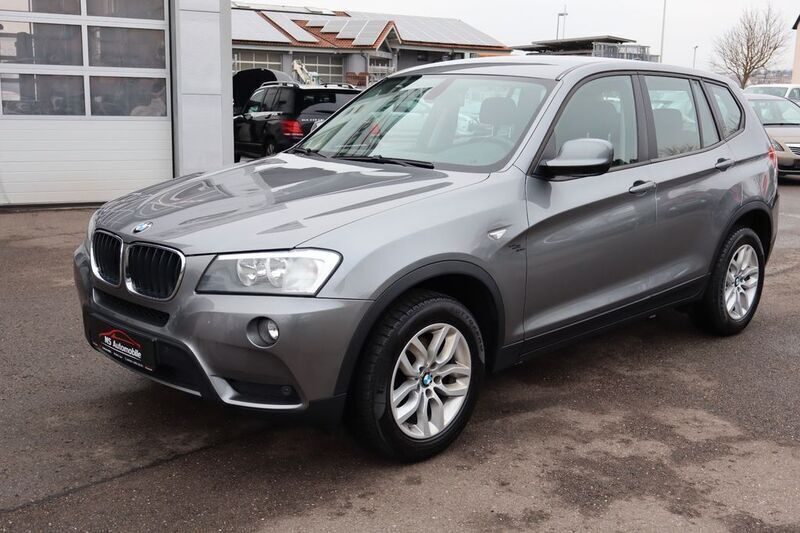 Grau Gebraucht 2011 BMW X3 Sport Line SUV | 8.850 € (Fairer Preis) - Bild 1/4