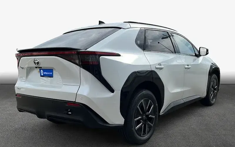 Neu Toyota bZ4X 164 kW (224 PS) 2026 Weiß SUV