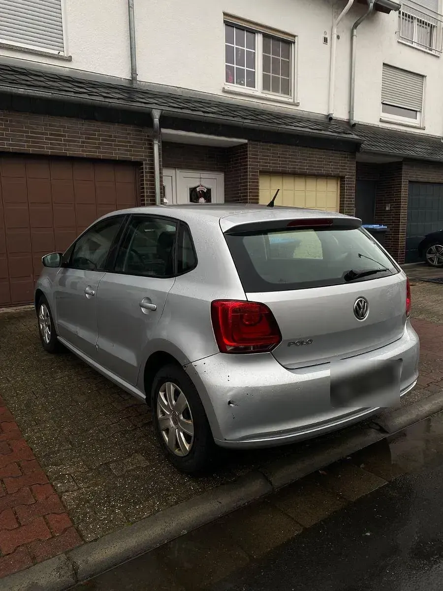 Używany VW Polo Trendline 60 KM (44 kW) 2010 Srebrny Hatchback