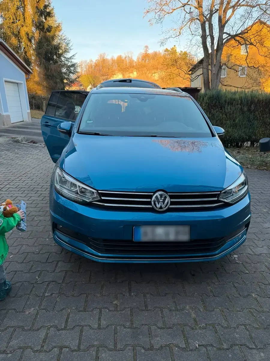 Gebraucht VW Touran 116 PS (85 kW) 2019 Blau Van / Kleinbus