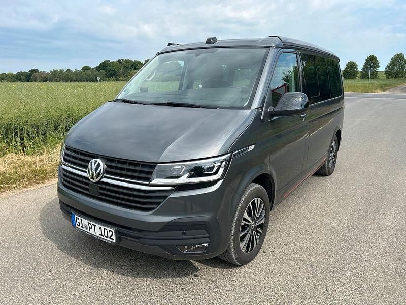 Grau Gebraucht 2023 VW California California Van | 63.600 € (Etwas zu teuer) - Bild 1/4