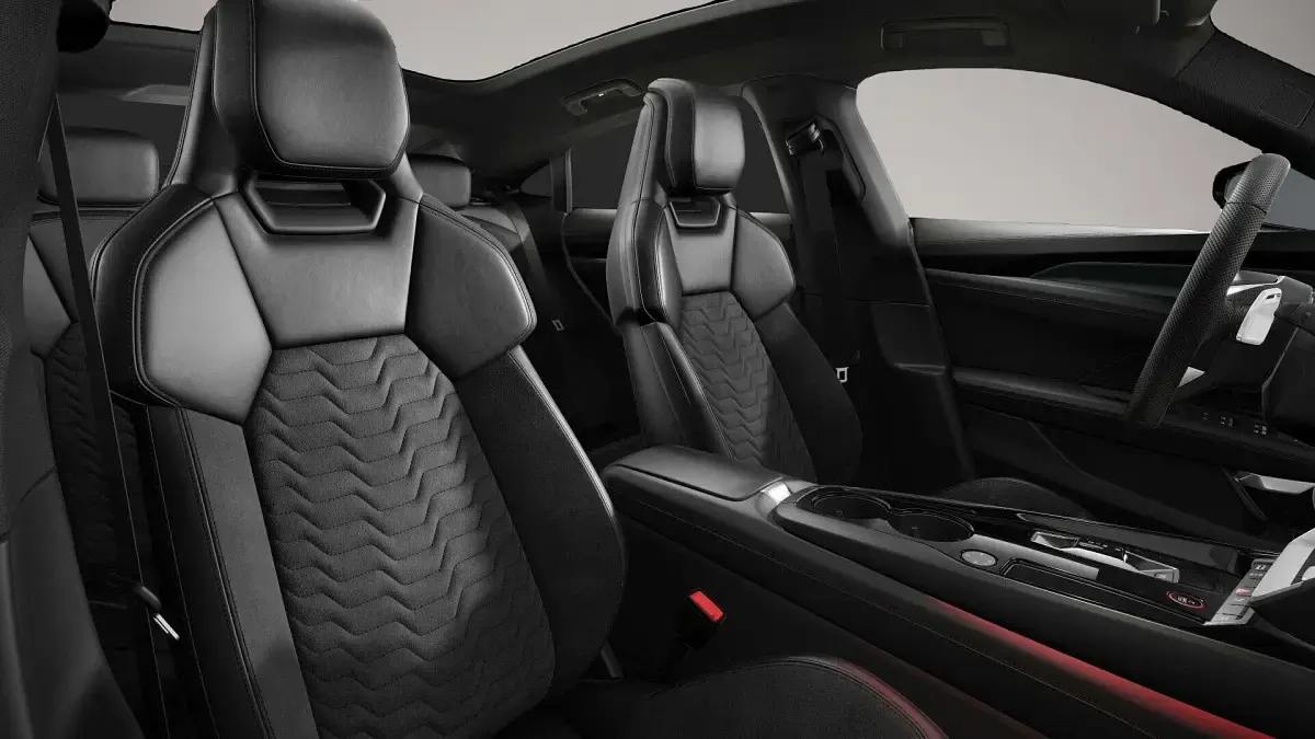Gebraucht Audi e-tron GT quattro Ambiente 350 kW (476 PS) 2023 Suzukagrau metallic Limousine