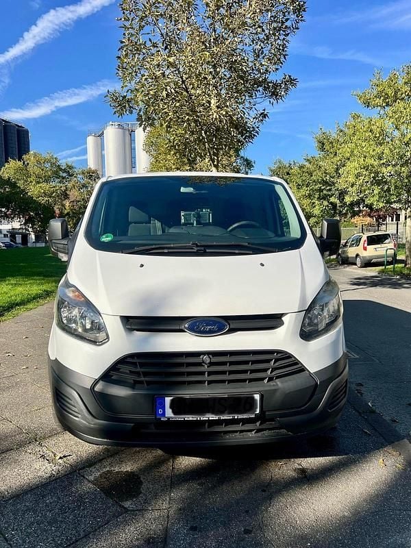 Weiß Gebraucht 2015 Ford Transit Van / Kleinbus | 8.750 € (Fairer Preis) - Bild 1/4