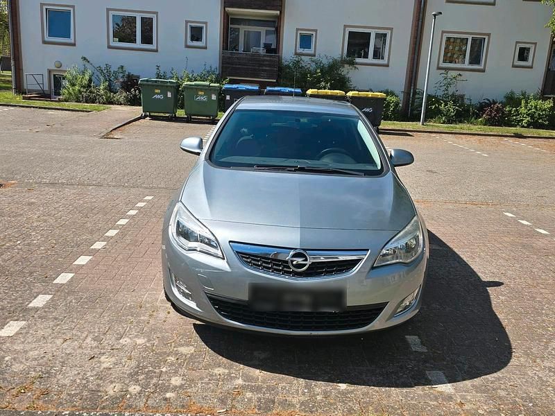 Brugt Opel Astra 116 HK (85 kW) 2011 Grøn Sedan