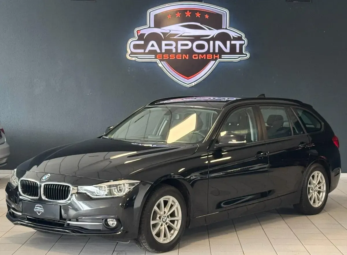 Gebraucht BMW 320 Sport Line 190 PS (139 kW) 2018 Schwarz Kombi