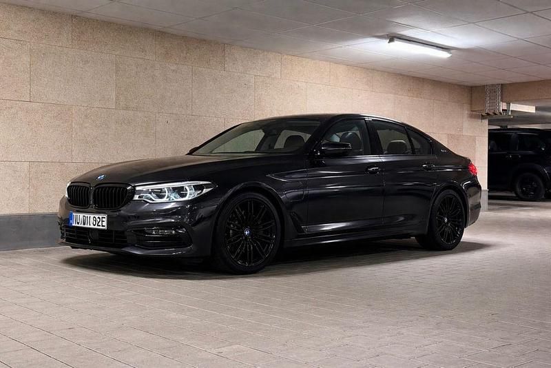 Gebraucht BMW 530e iPerformance 252 PS (185 kW) 2019 Grau Limousine