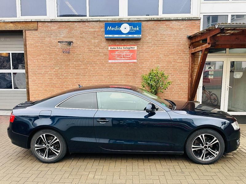 Usata Audi A5 179 CV (131 kW) 2010 Blu Coupé