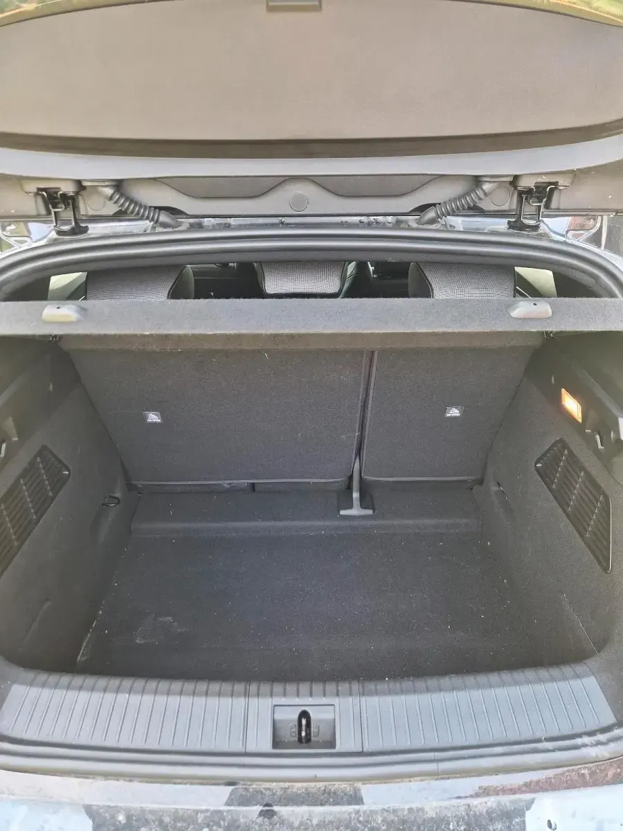 Gebraucht Renault Megane E-Tech 95 kW (130 PS) 2022 Schwarz Limousine