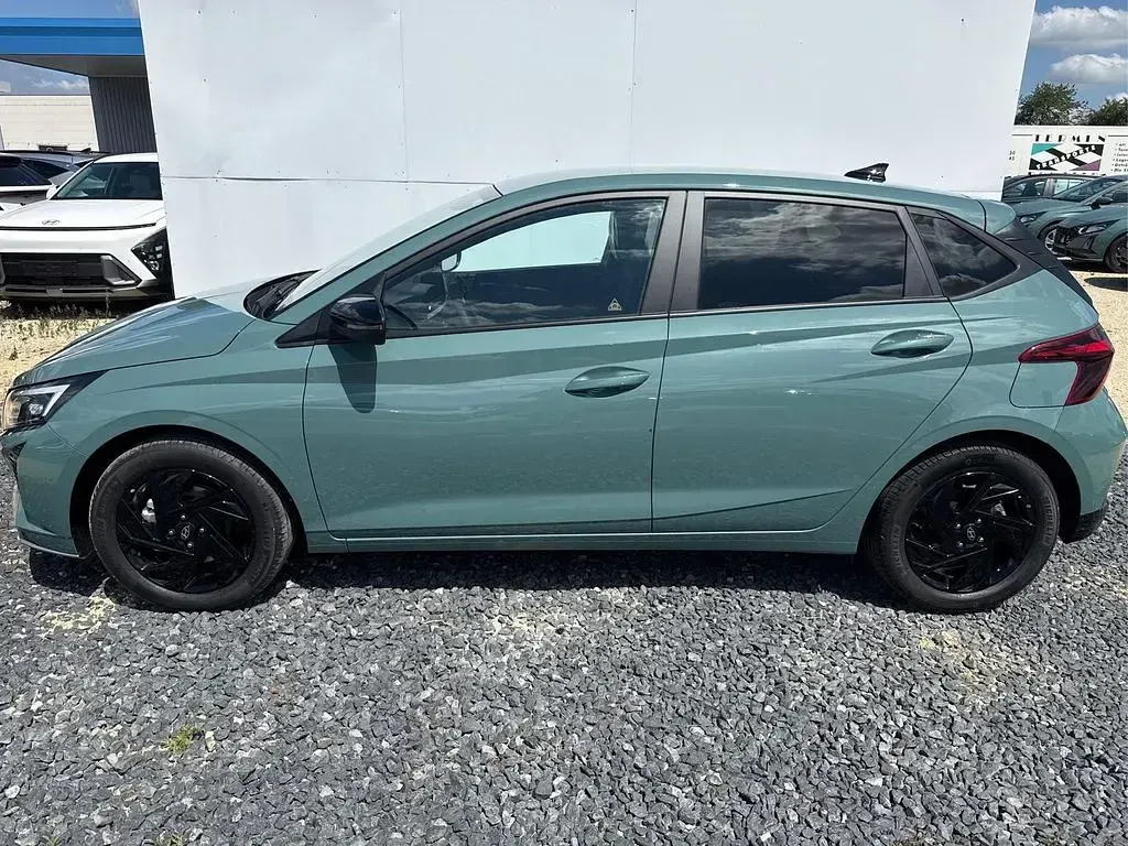 Neu Hyundai i20 Style 90 PS (66 kW) 2026 Grün Kleinwagen