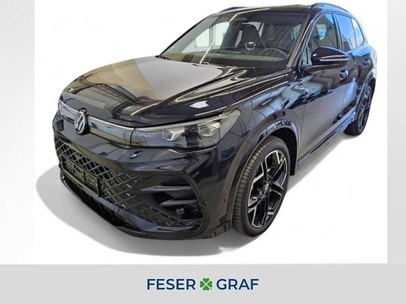 Deep black perleffekt Gebraucht 2025 VW Tiguan R-line SUV | 42.440 € (Guter Preis) - Bild 1/4