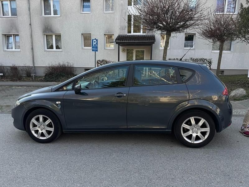 Gebraucht Seat Leon Stylance 102 PS (75 kW) 2005 Grau Kleinwagen