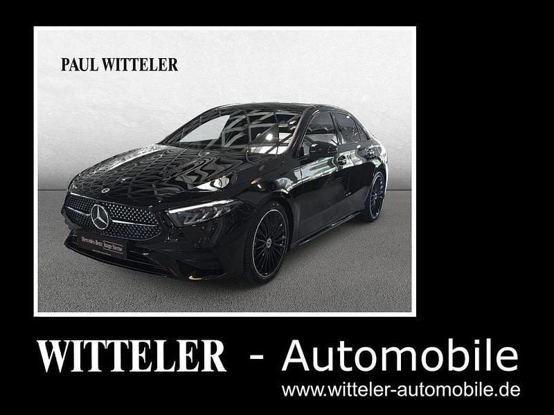 Lack kosmosschwarz Gebraucht 2024 Mercedes A200 AMG line Limousine | 38.560 € - Bild 1/4