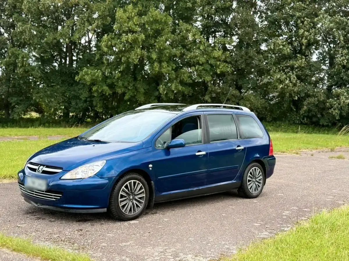 Gebraucht Peugeot 307 140 PS (102 kW) 2005 Blau Kombi