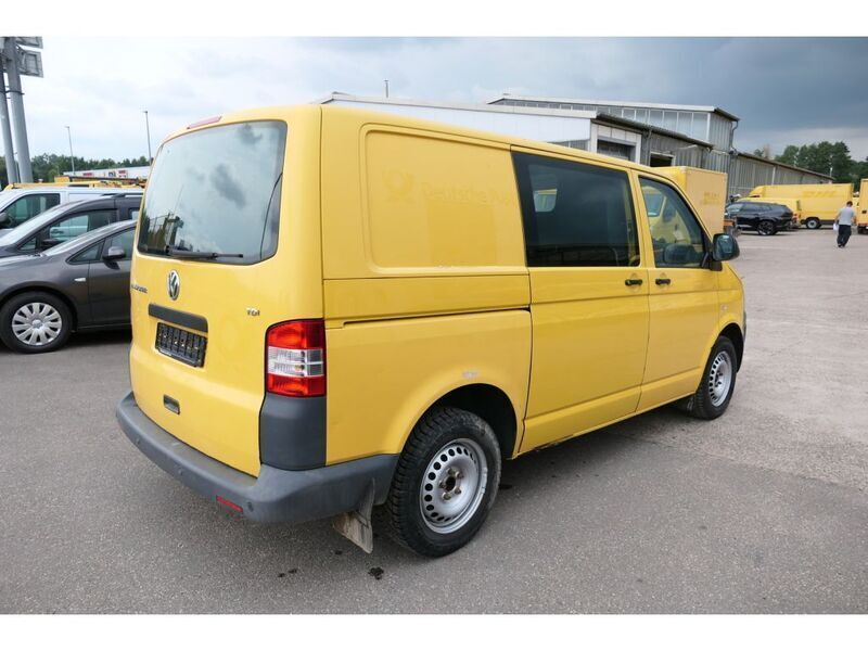 Gebraucht VW T5 84 PS (61 kW) 2010 Ginstergelb r1032 Van