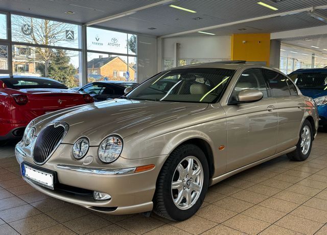 Beige Gebraucht 2004 Jaguar S-Type Executive Limousine | 9.950 € (Teuer) - Bild 1/2