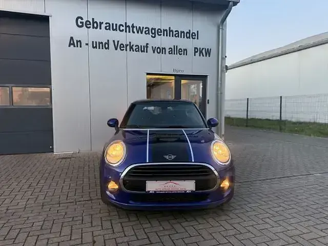 Occasion Mini ONE 131 PK (96 kW) 2019 Blauw Hatchback