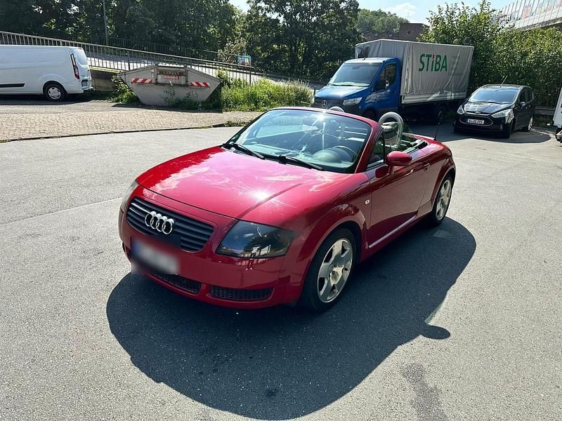 Rot Gebraucht 2001 Audi TT Roadster Cabrio | 3.800 € (Fairer Preis) - Bild 1/4