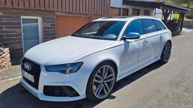Weiß Gebraucht 2015 Audi RS6 Ambiente Kombi | 38.999 € (Fairer Preis) - Bild 1/4