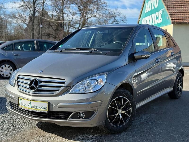 Gebraucht Mercedes B170 116 PS (85 kW) 2007 Grau Van / Kleinbus
