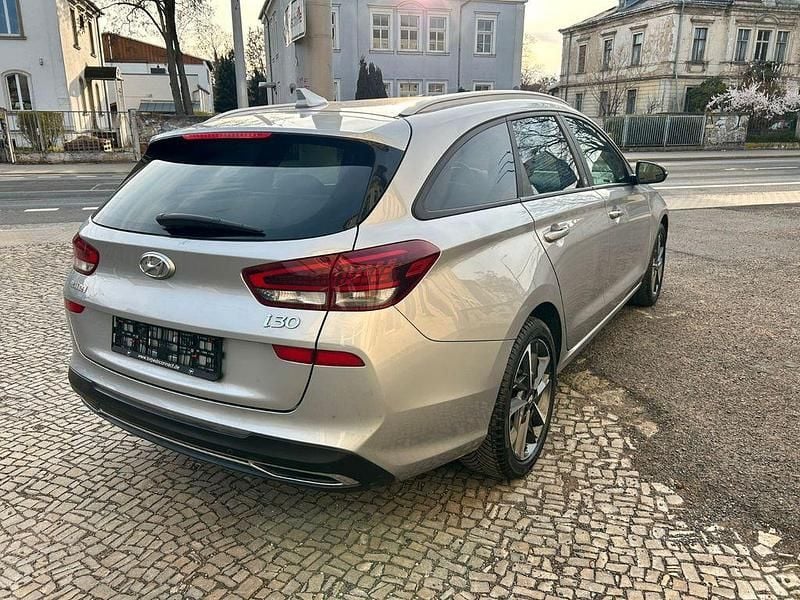 Gebraucht Hyundai i30 Edition 30+ 116 PS (85 kW) 2021 Silber Kombi