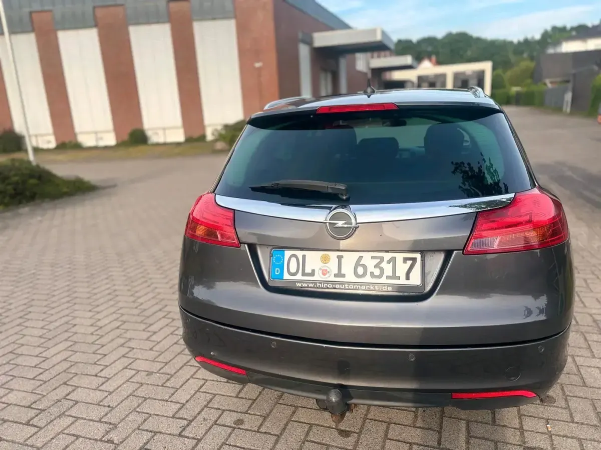 Gebraucht Opel Astra 185 PS (136 kW) 2012 Andere farben Kombi