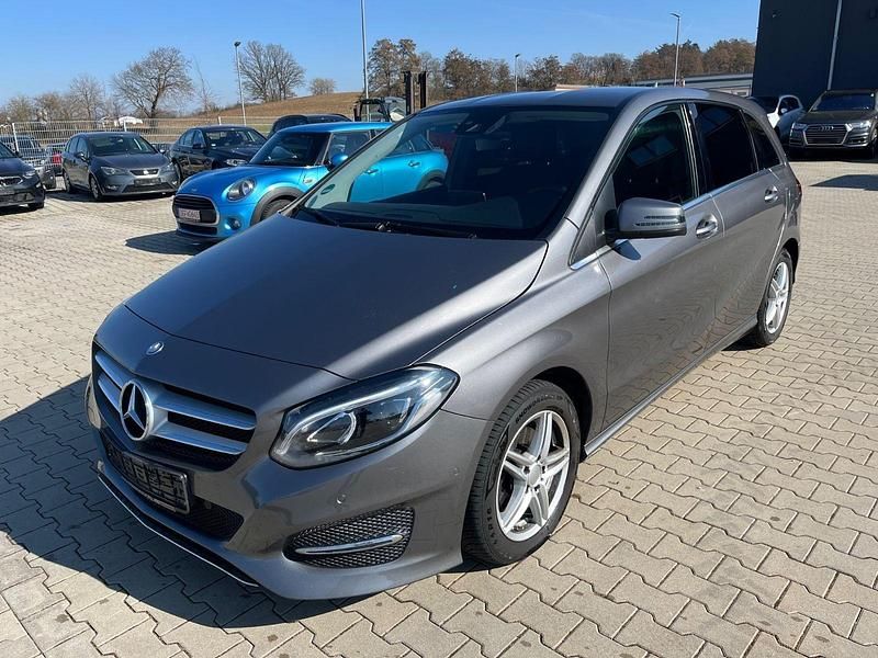 Gebraucht Mercedes 200 136 PS (100 kW) 2016 Grau Limousine