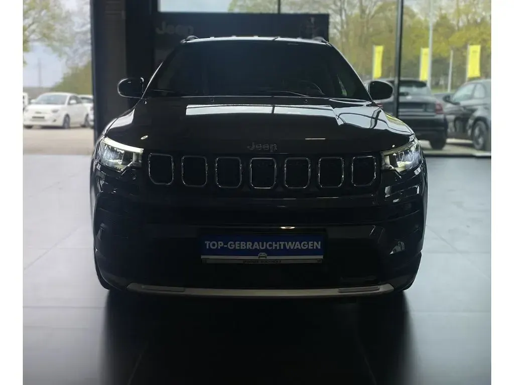 Gebraucht Jeep Compass Limited 131 PS (96 kW) 2023 Grigio moda (graphite grey met SUV