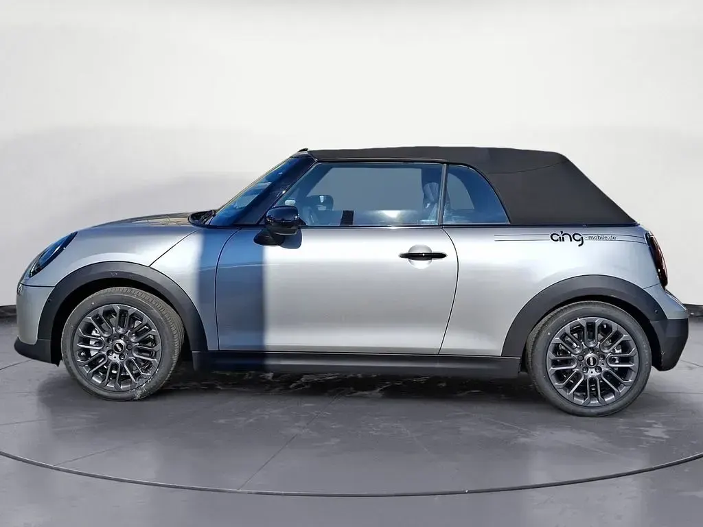 Neu Mini Cooper Cabriolet Classic 163 PS (119 kW) 2026 Silber Cabrio