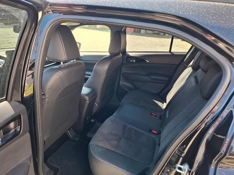 Second-hand Mitsubishi Eclipse Plus 98 CP (72 kW) 2022 Negru Berlinǎ