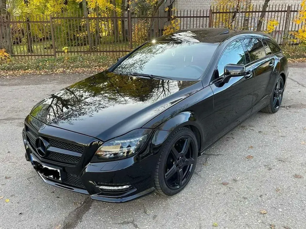 Gebraucht Mercedes CLS250 Shooting Brake 204 PS (150 kW) 2013 Schwarz Kombi