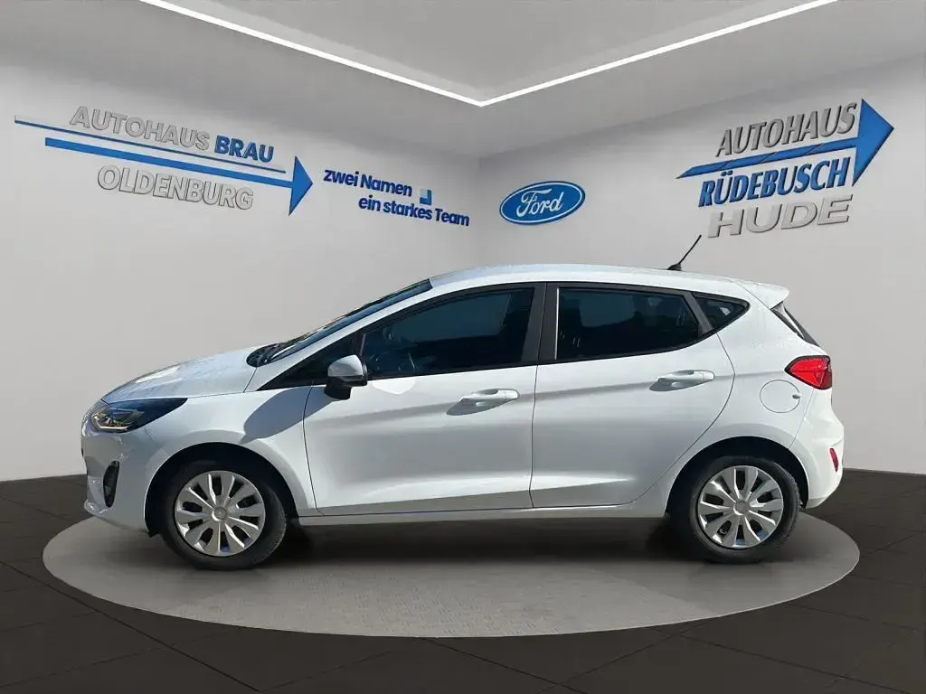 Gebraucht Ford Fiesta Cool & Connect 75 PS (55 kW) 2023 Weiß Kleinwagen