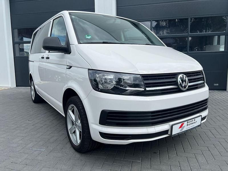 Second-hand VW T6 150 CP (110 kW) 2016 Alb Van
