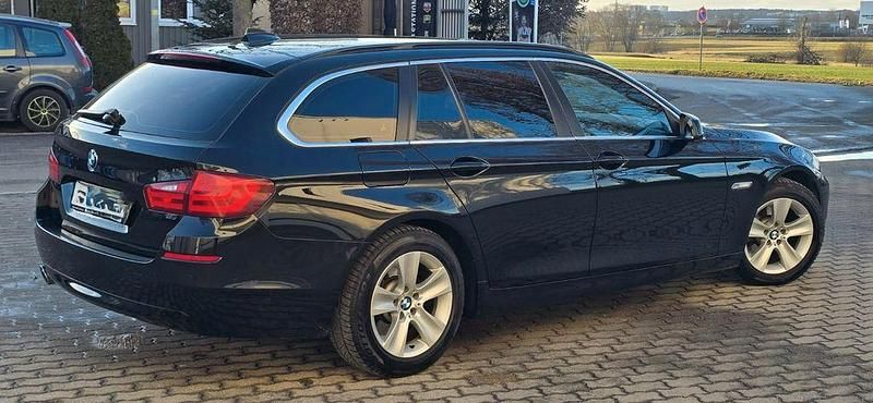 Gebraucht BMW 520 184 PS (135 kW) 2012 Schwarz Kombi