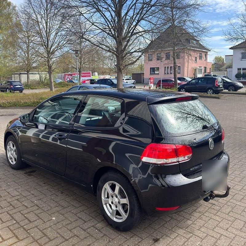 Second-hand VW Golf VI 80 CP (58 kW) 2009 Negru Hatchback