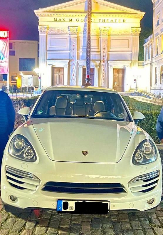 Weiß Gebraucht 2013 Porsche Cayenne SUV | 20.000 € (Fairer Preis) - Bild 1/4