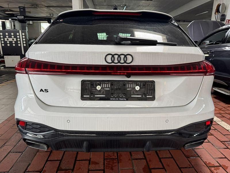 Gebraucht Audi A5 S-Line 204 PS (150 kW) 2025 Gletscherweiß metallic (metallic) Kombi