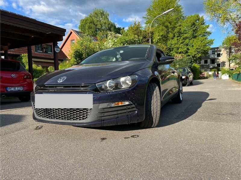 Blau Gebraucht 2011 VW Scirocco Coupé | 5.900 € - Bild 1/4